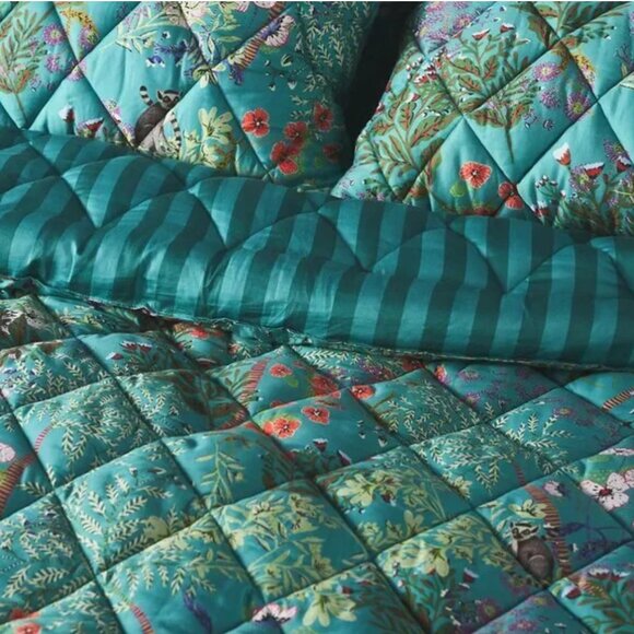 Anthropologie Reversible Organic Sateen Lemur & Flowers Twin Quilt NWT/NEW - Picture 2 of 5